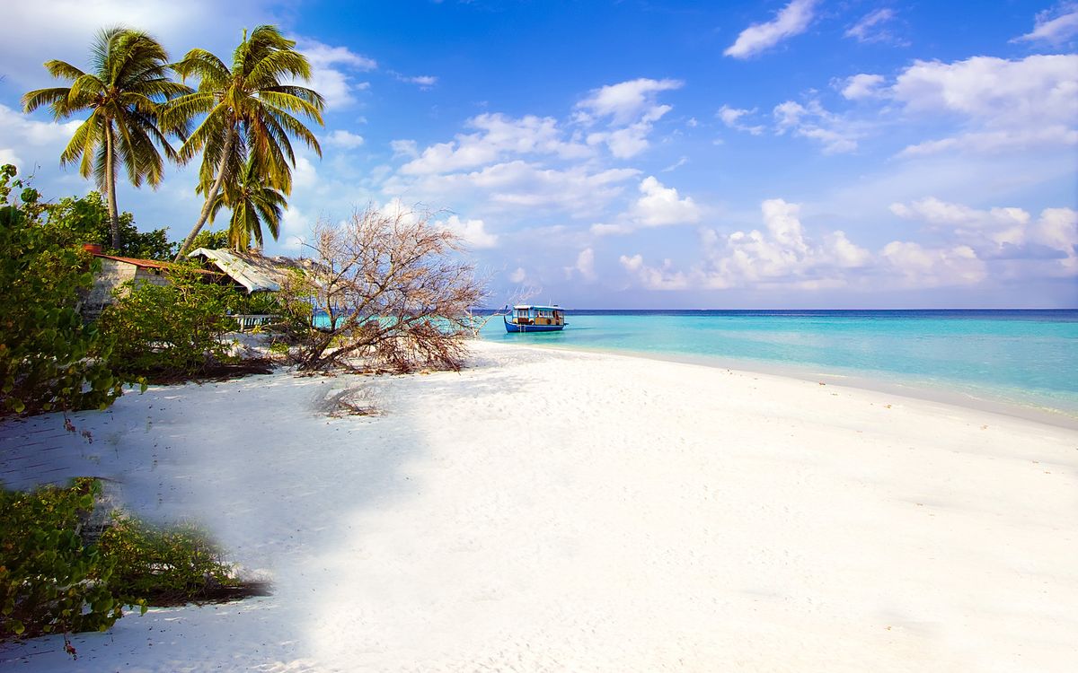 7 Spot Sailing Menawan di Pulau Seribu: Staycation Tanpa Ribet!